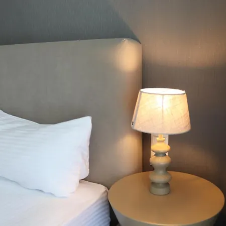 Hotel Hayat Sky Rust