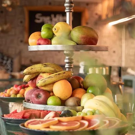 Hotel Hayat Sky Rust