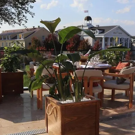 Hotel Hayat Sky *